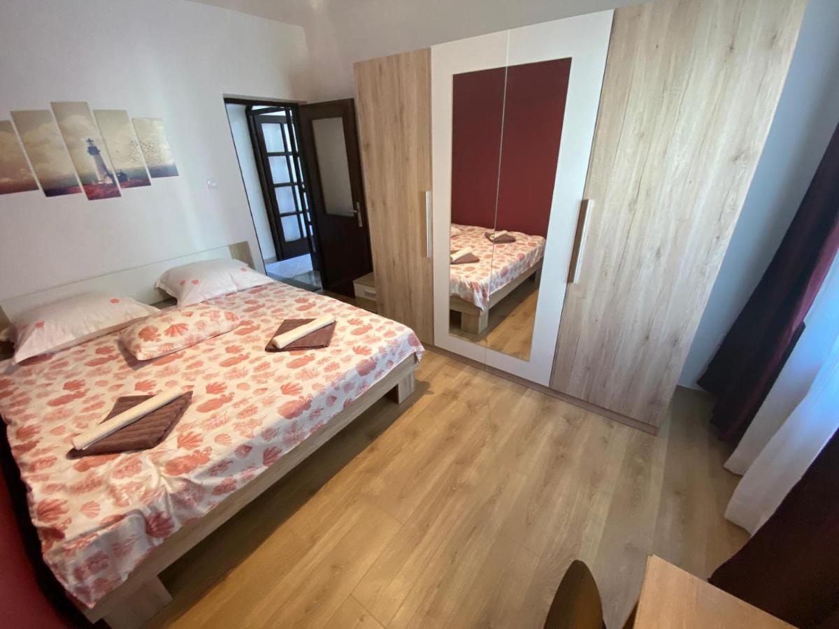 Apartment Dora Zadar Bagian luar foto
